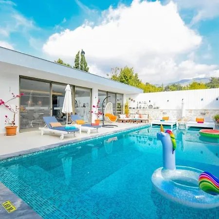 Aysa Villa