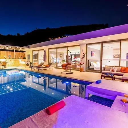 Aysa Villa *